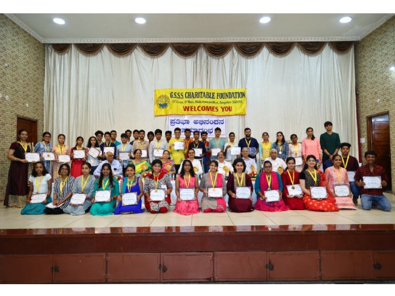 Free Scholarship To Students