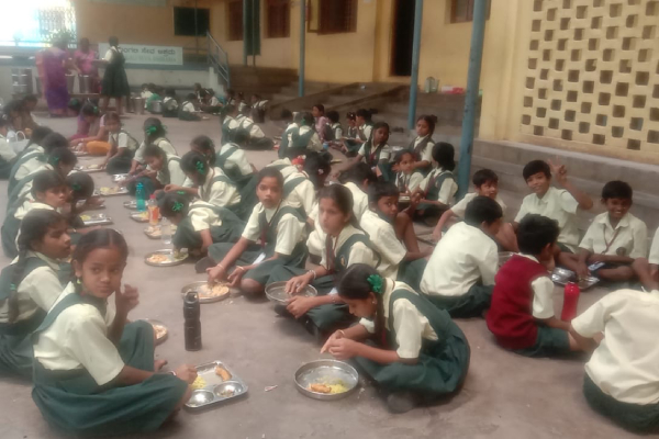 Annadaata Sukhibhava - Annadana Seva